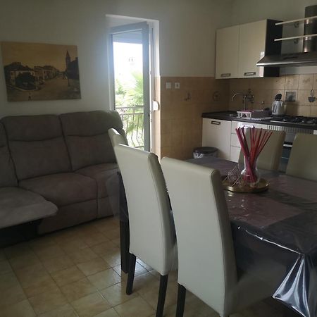 פורץ Apartments Peloza מראה חיצוני תמונה