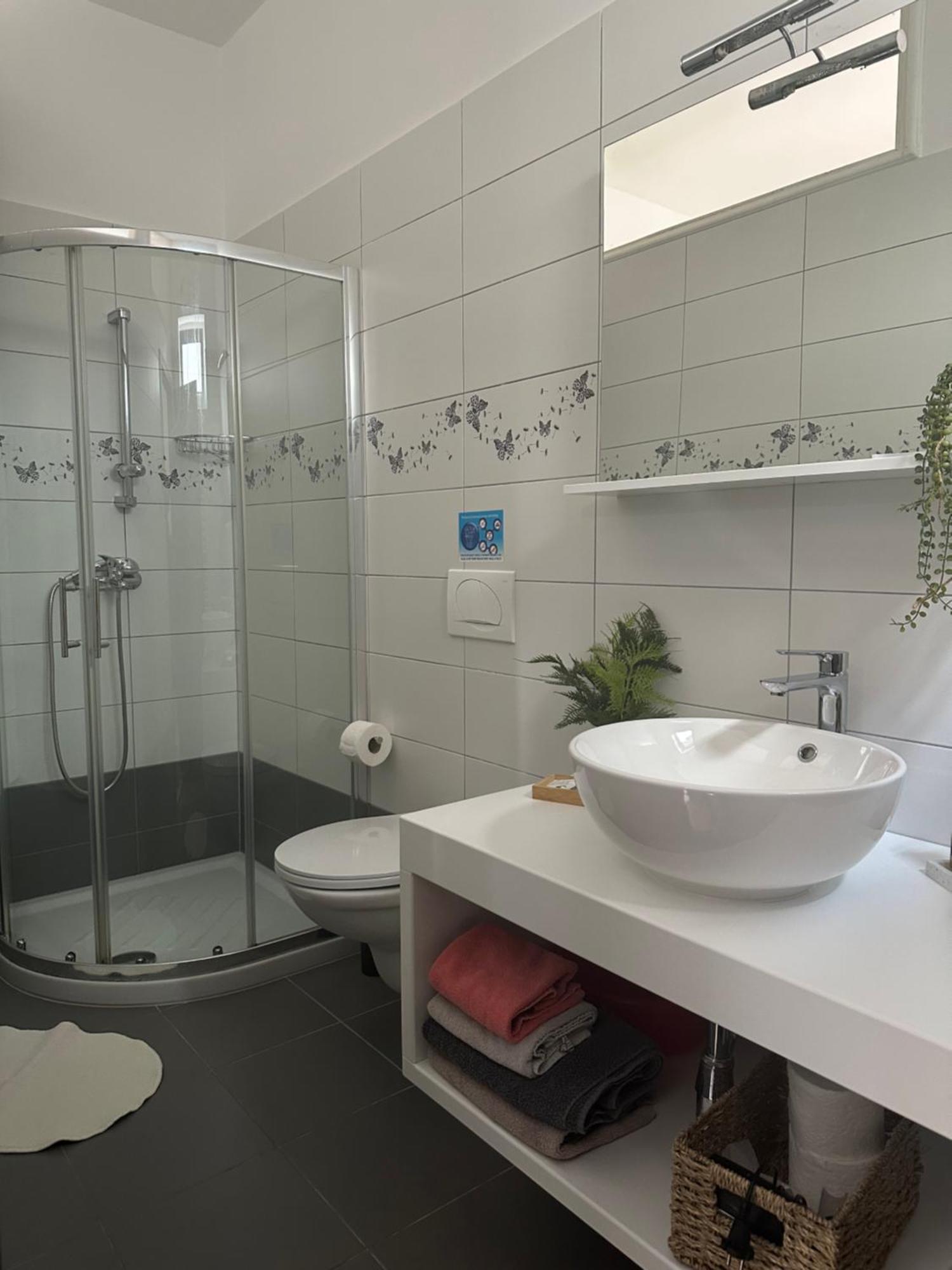 פורץ Apartments Peloza מראה חיצוני תמונה