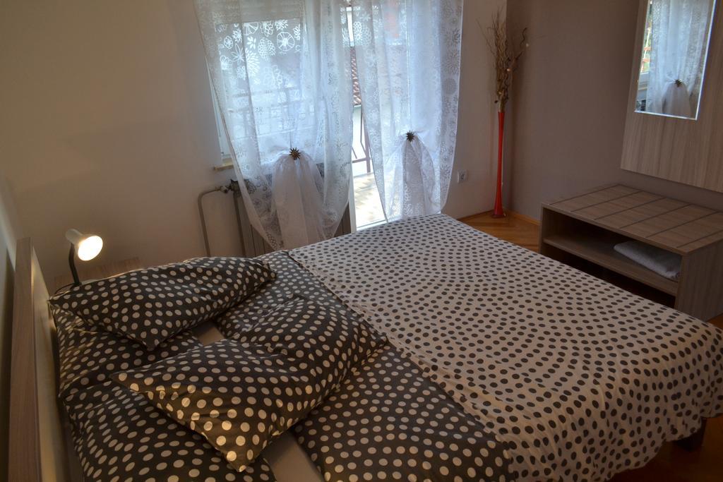 פורץ Apartments Peloza חדר תמונה