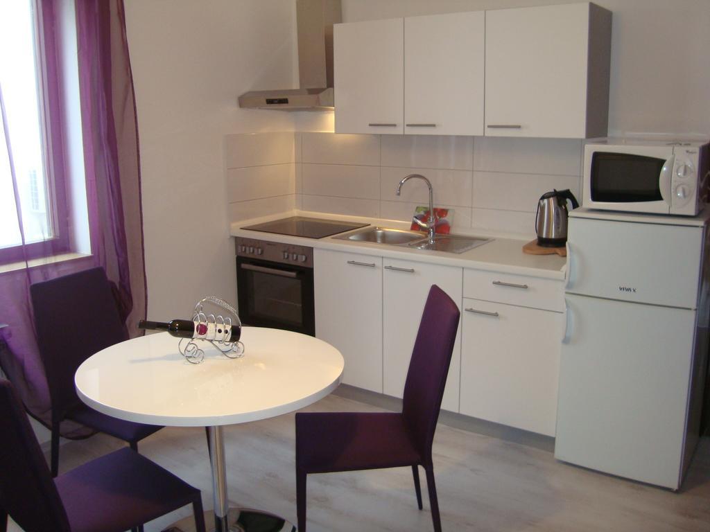 פורץ Apartments Peloza חדר תמונה