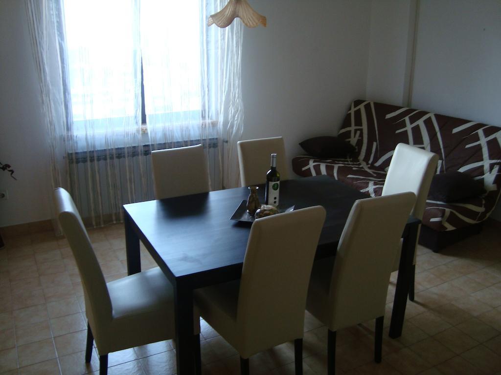 פורץ Apartments Peloza מראה חיצוני תמונה