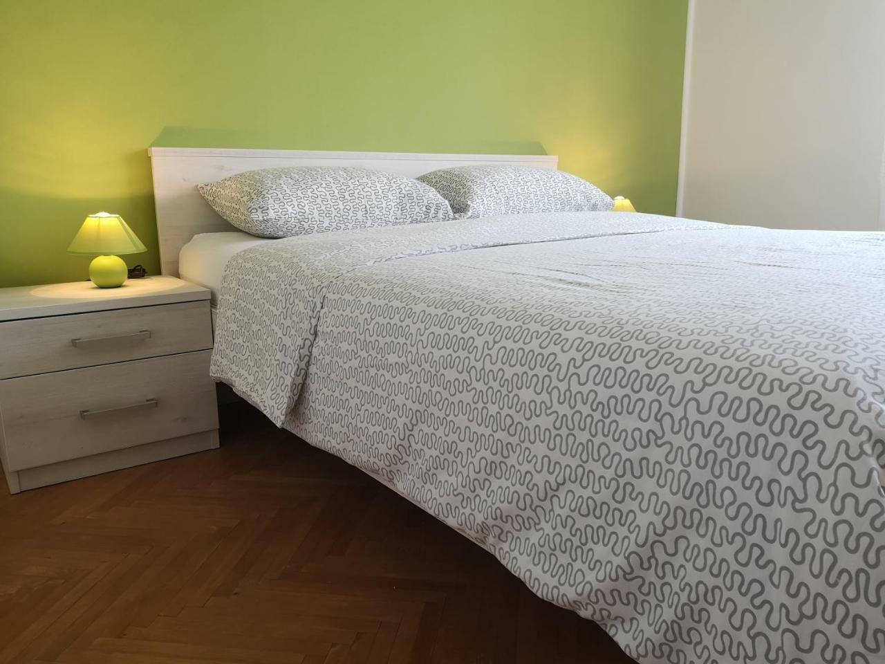 פורץ Apartments Peloza חדר תמונה